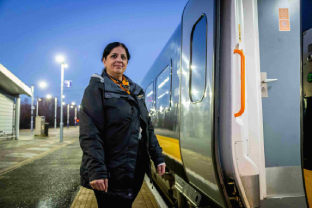 Image of Farah Khan, Arriva employee